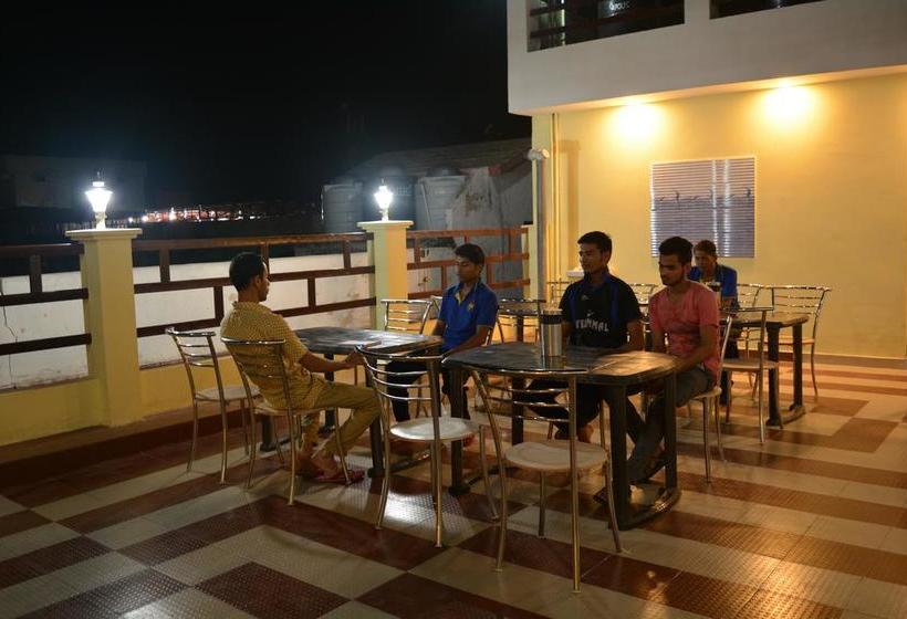 Bed and Breakfast Thakur Ji 7