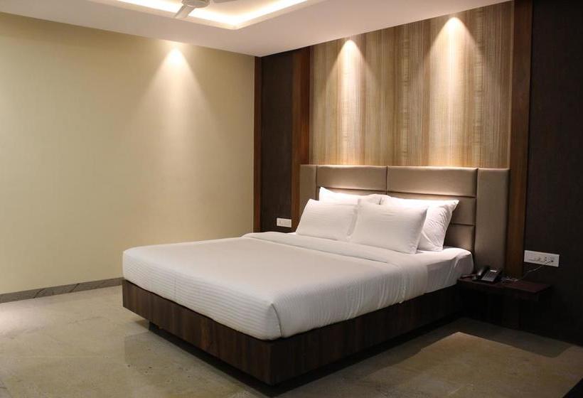 Hotel Silver Oak Kolhapur 10