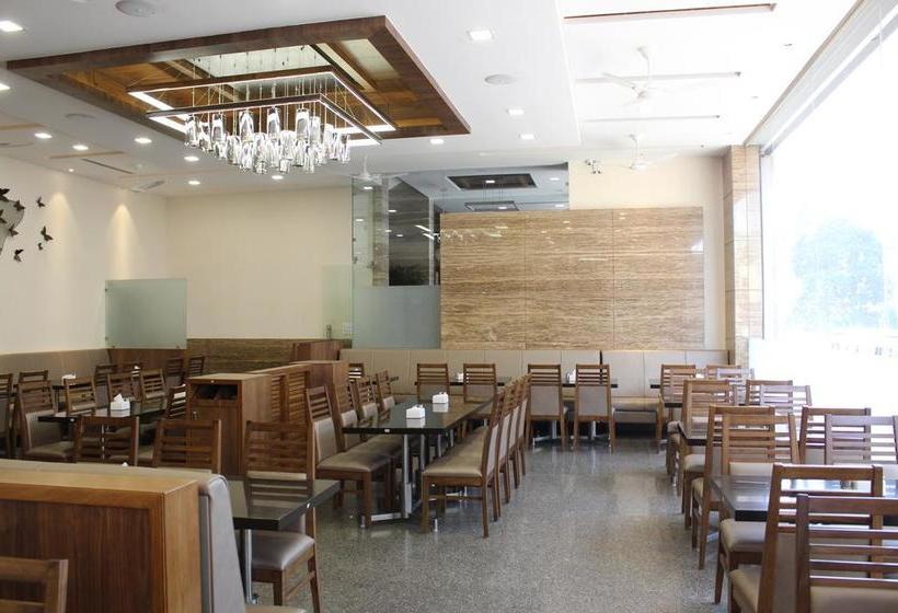 Hotel Silver Oak Kolhapur 14