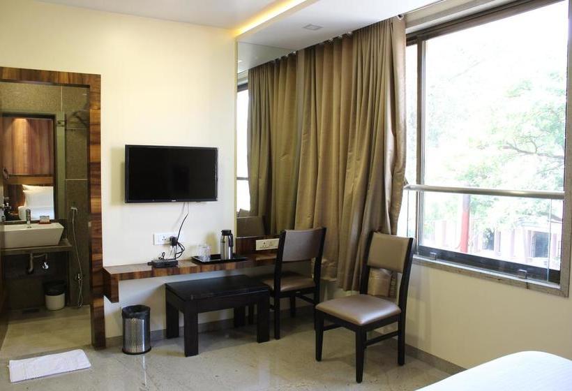 Hotel Silver Oak Kolhapur 16