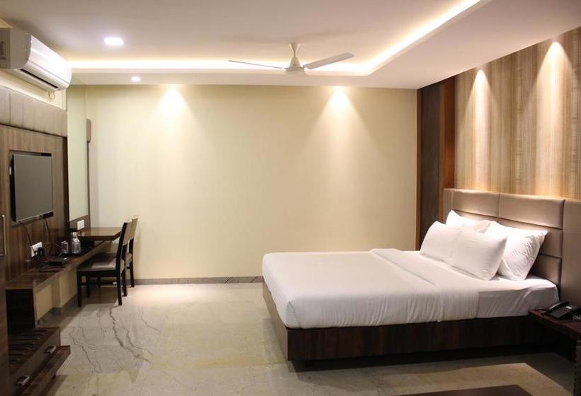 Hotel Silver Oak Kolhapur 18