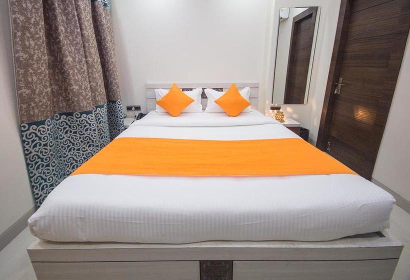 Hotel Arjun International 13