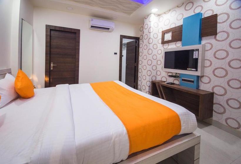 Hotel Arjun International 16