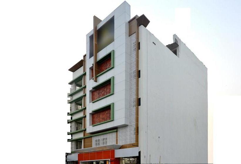 Hotel Arjun International 18