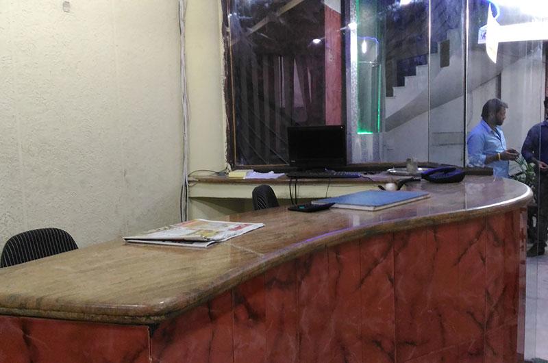 Hostel Metro City Residency 7