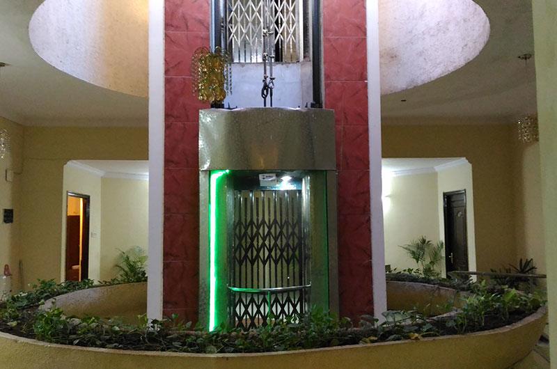 Hostel Metro City Residency 9