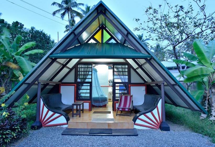 Kadaloram Beach Resort 13