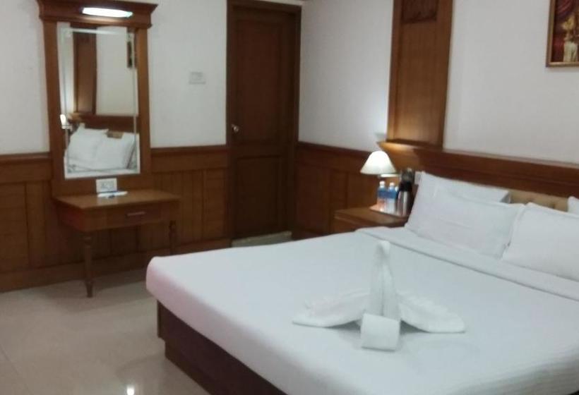 Hotel Grande E Muscat 1