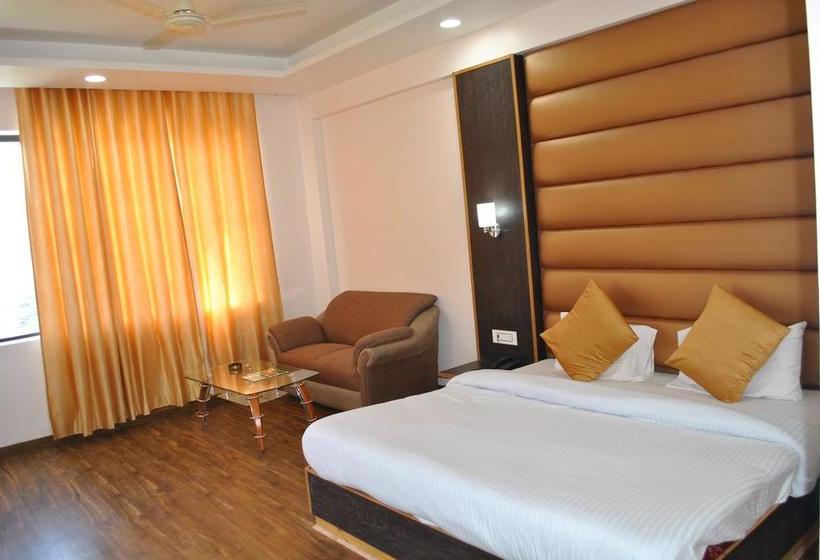Hotel Natraj International 18