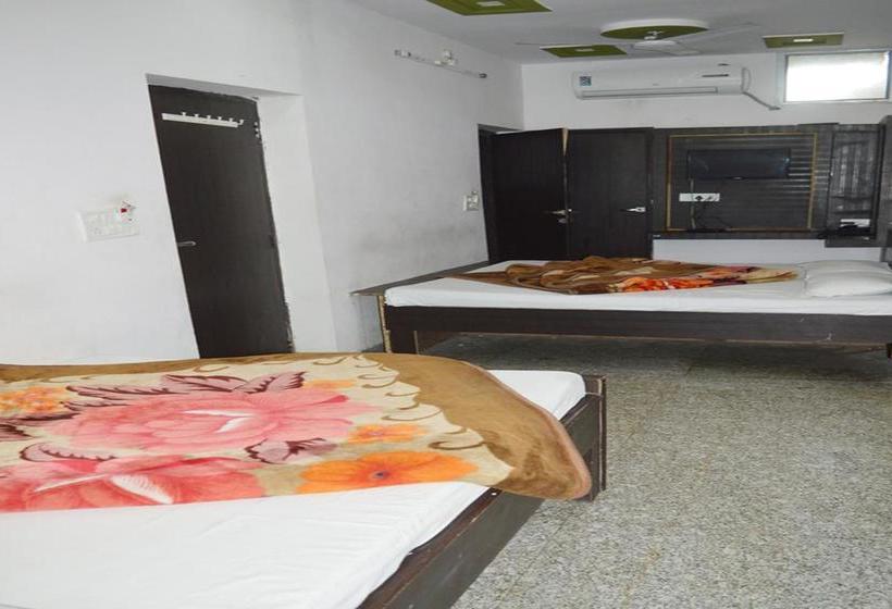 Hotel Avtar Palace 2