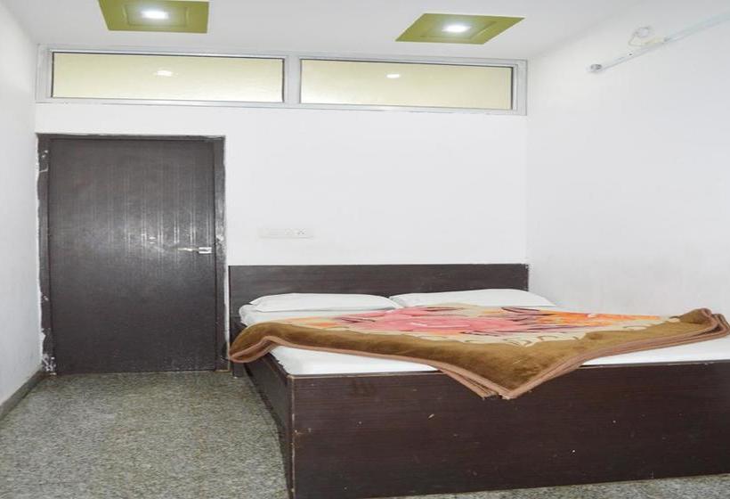 Hotel Avtar Palace 9