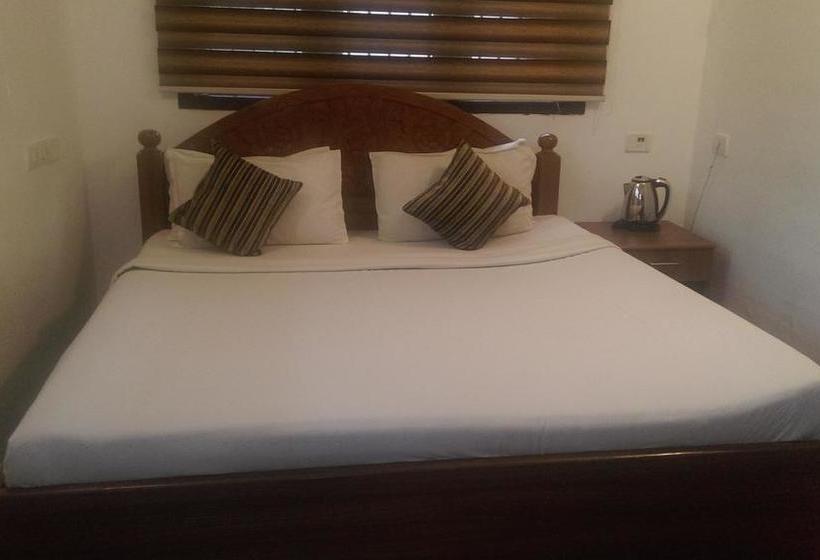 Hotel The Oriental Business 1