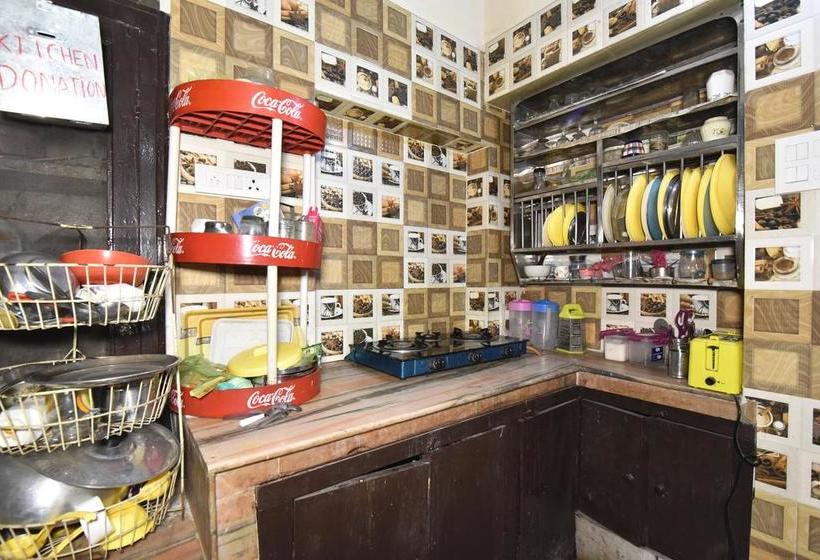 Wow Backpackers Hostel 18