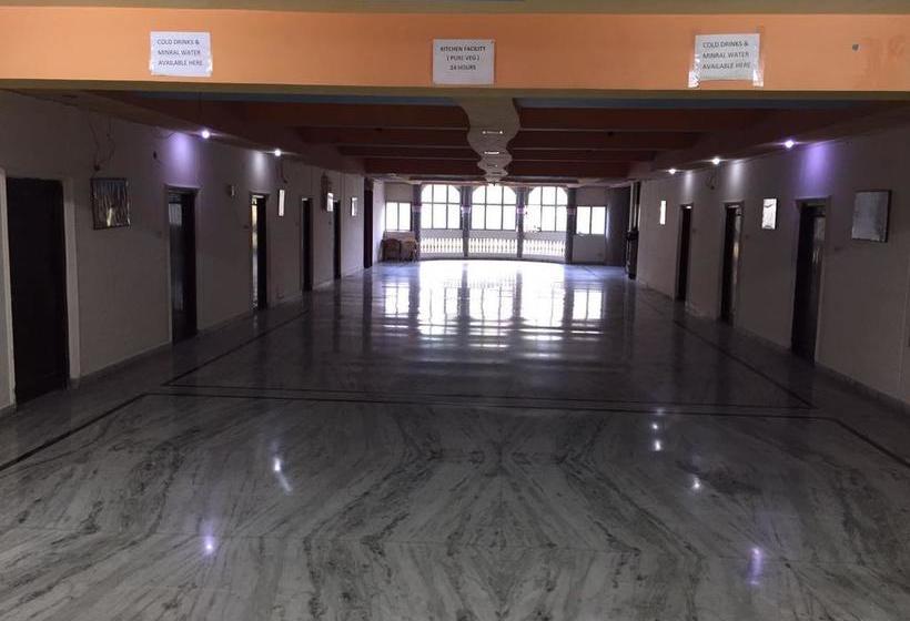 Hotel Kohinoor Inn 17