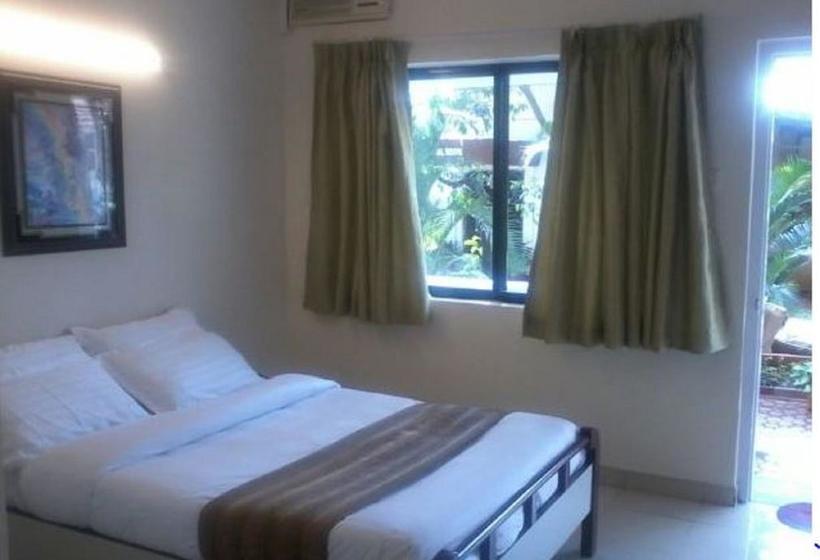 Hotel The Blue Lagoon Resort 15