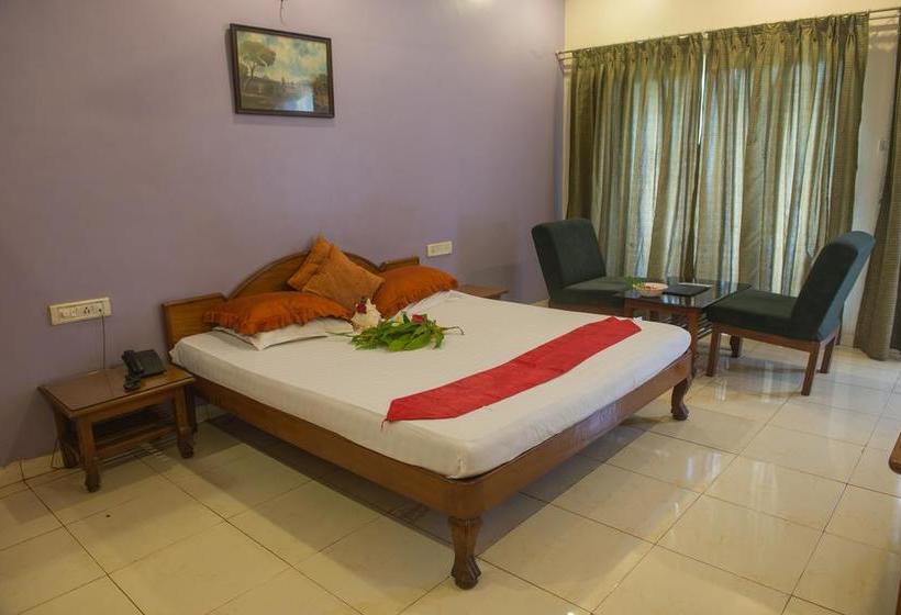 Hotel The Blue Lagoon Resort 8