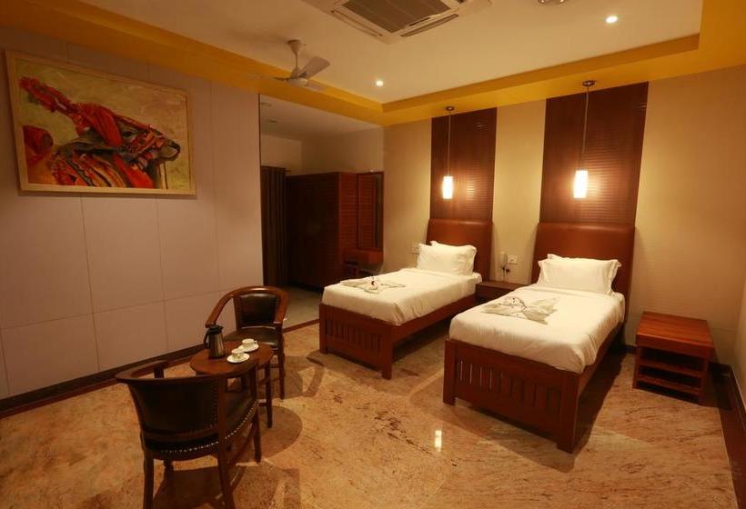 Hotel Mayapuri Amira 12