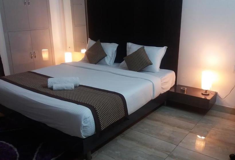 Hotel Cosy Tree Inn 1