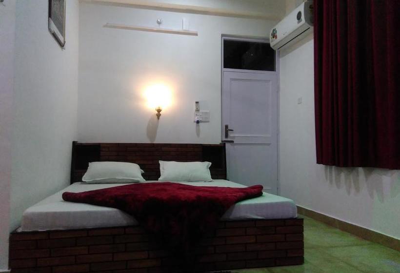 Hotel Aqua Waterfall 7