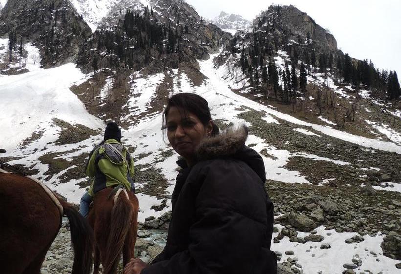 Resort Brown Palace 5