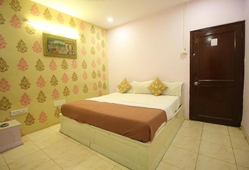 Hotel Poonam Palace 6