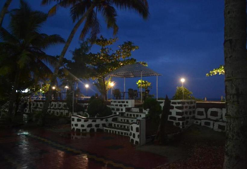 Resort Greenroots Ayurveda 1