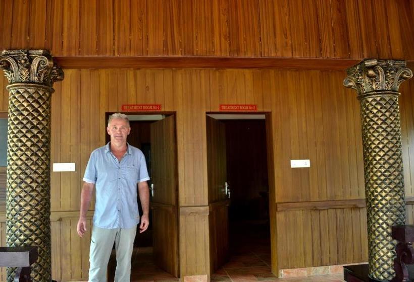 Resort Greenroots Ayurveda 9