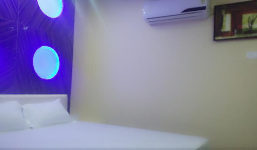 Hotel Crystal International 2