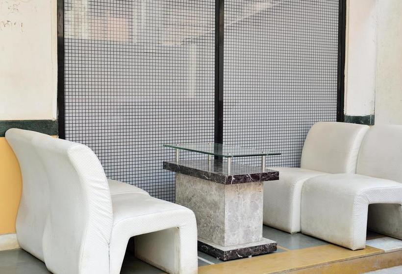 Hotel Qik Stay @ Sai Deep 6