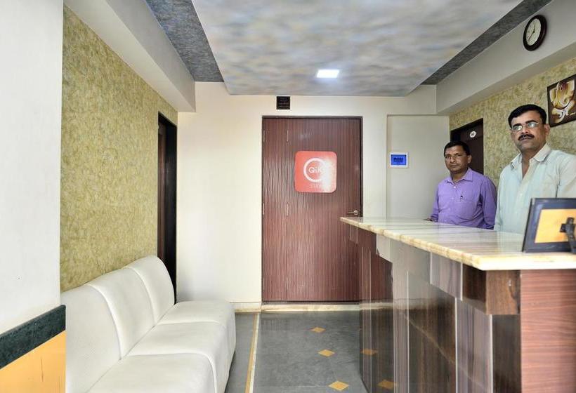 Hotel Qik Stay @ Sai Deep 7