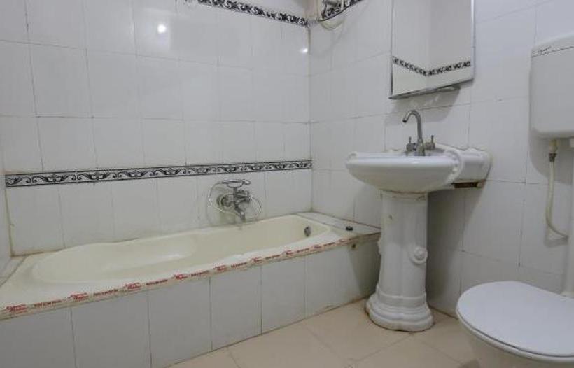 Aditya Hotel Orchha 8