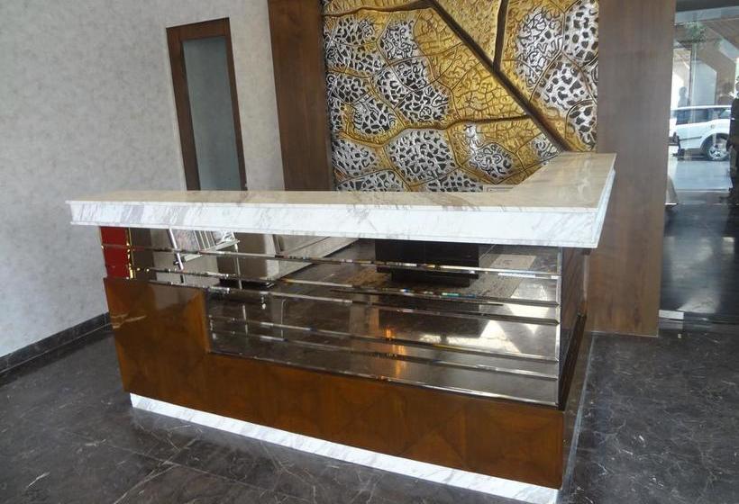 Hotel Ganga Kashi 13