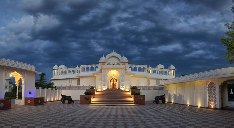 The Tigress Spa & Resort 7