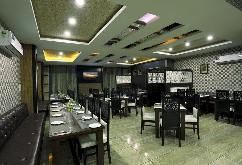 Hotel Ancyra Red Rose 3