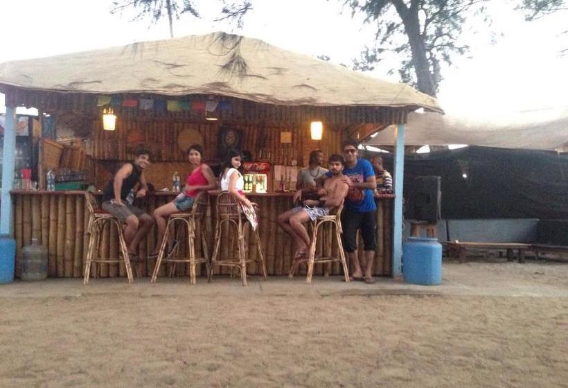 Resort Basho Huts & Cafe 11