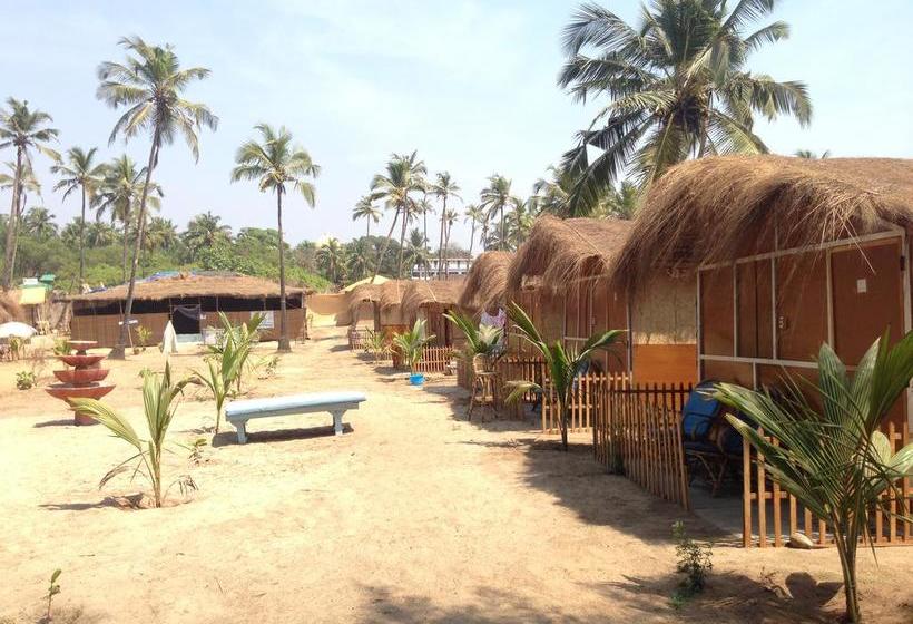 Resort Basho Huts & Cafe 2