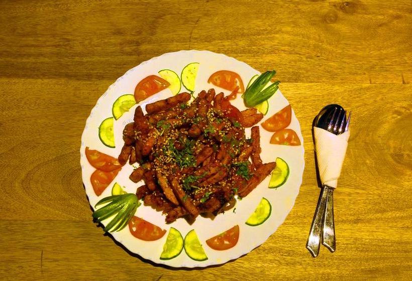 Hotel Peepal Tree 13