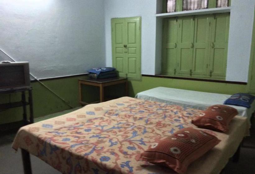 Bed and Breakfast Govind Bhavan @ Har Ki Pauri 16