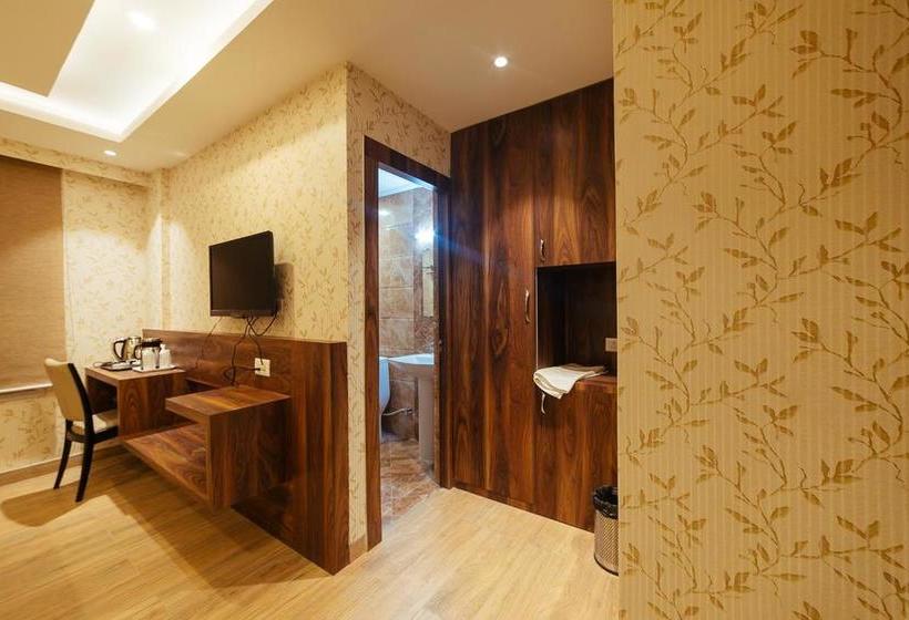 Radical Palace Hotel And Restaurant 13