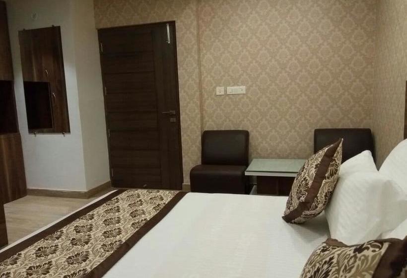 Radical Palace Hotel And Restaurant 14