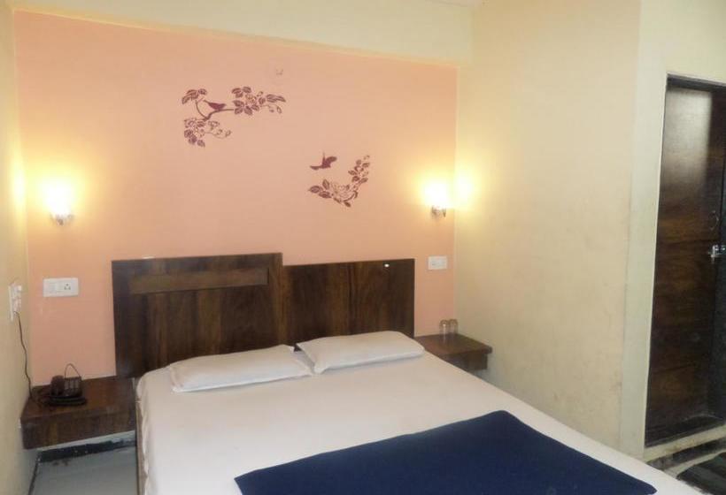 Hotel Ameer Kolhapur 4