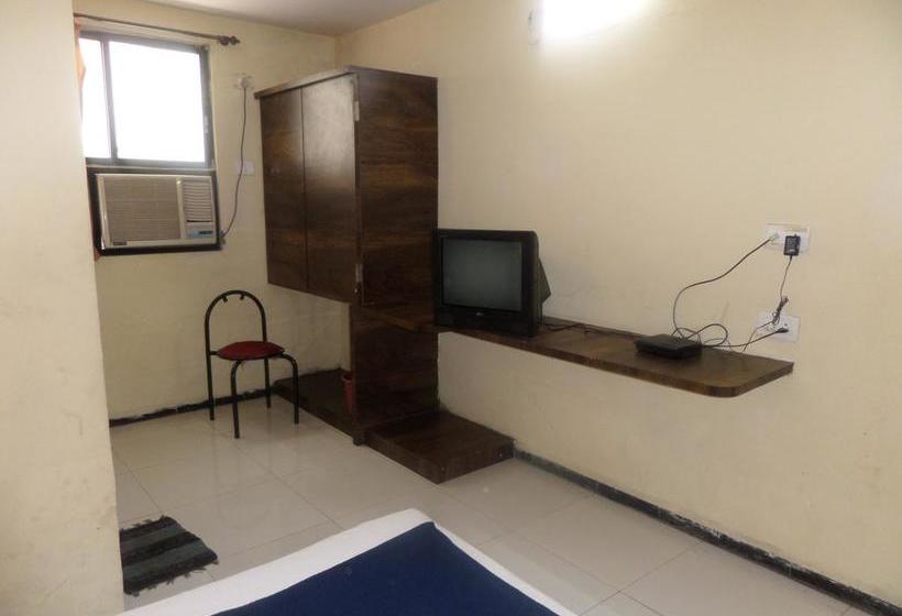 Hotel Ameer Kolhapur 8