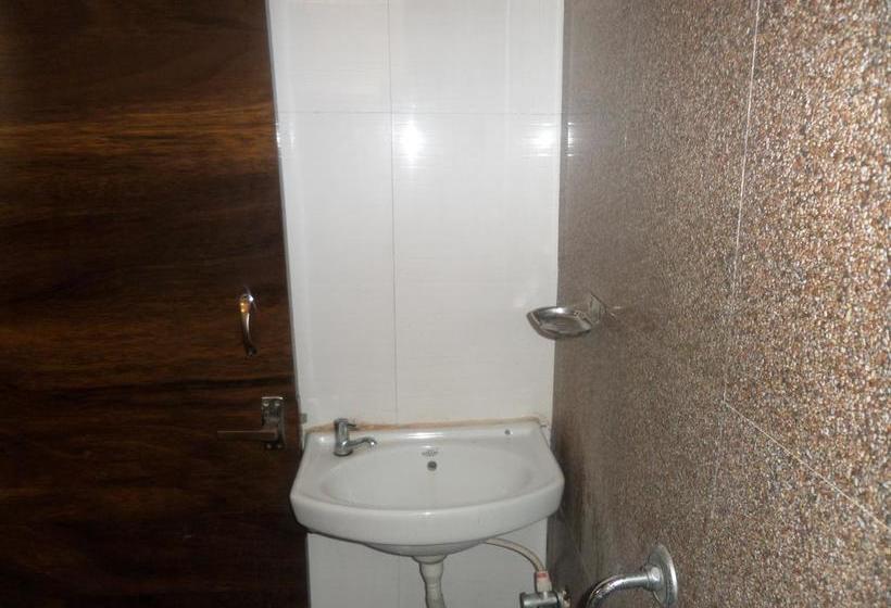 Hotel Ameer Kolhapur 9