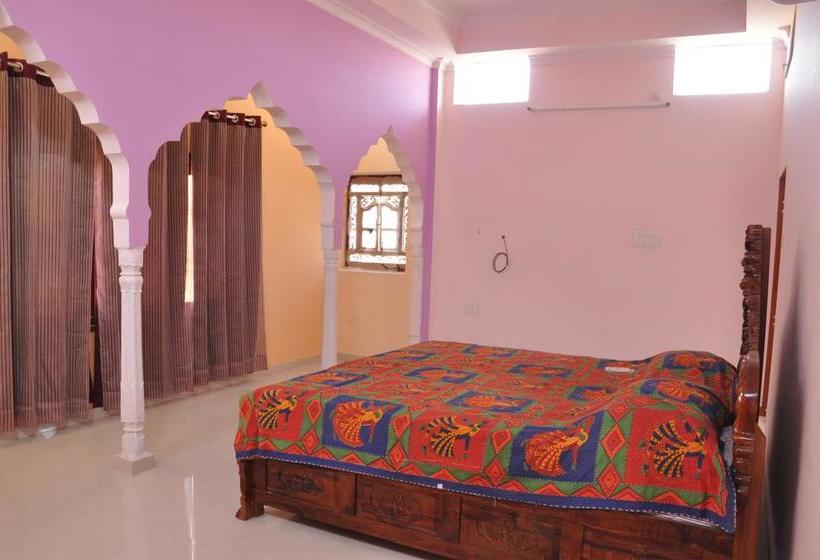 Hotel Karni Raj Palace 4