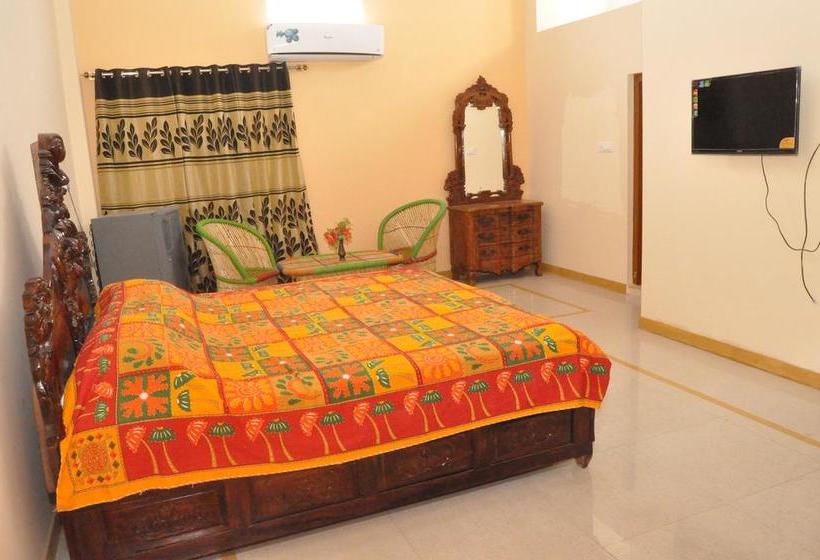 Hotel Karni Raj Palace 5