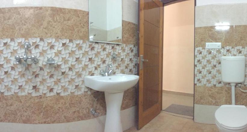 Bed and Breakfast Shivalik Hills 12