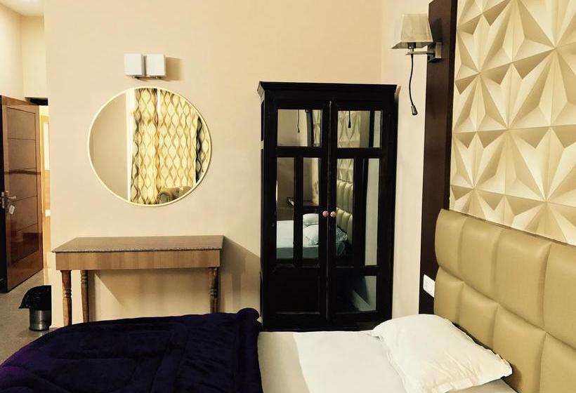 Bed and Breakfast Shivalik Hills 9