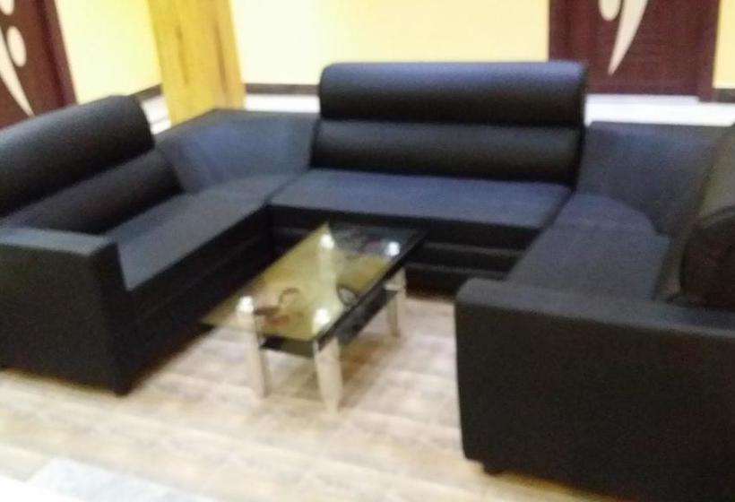 Hotel Holiday Peak 12