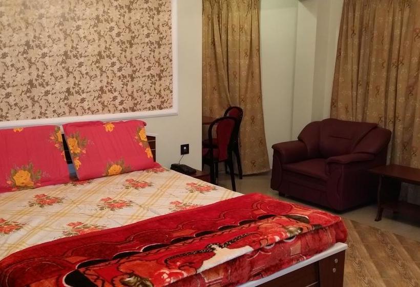 Hotel Holiday Peak 15