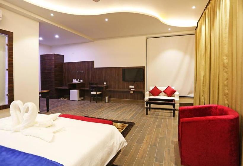 Winsome Resort & Spa Corbett 17